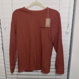 NWT Patagonia Women’s long sleeve